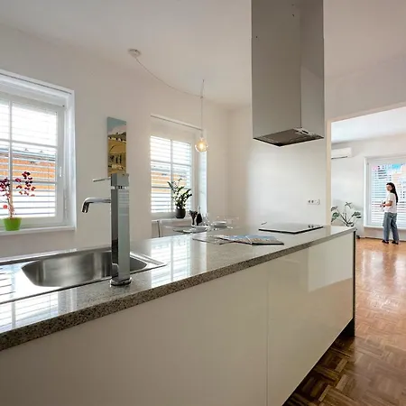 Charming Starry Night Apartamento *